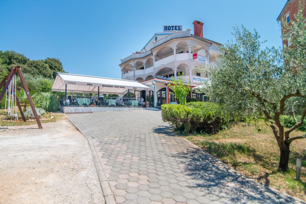 Hotel Villa Vrsar Exterior photo