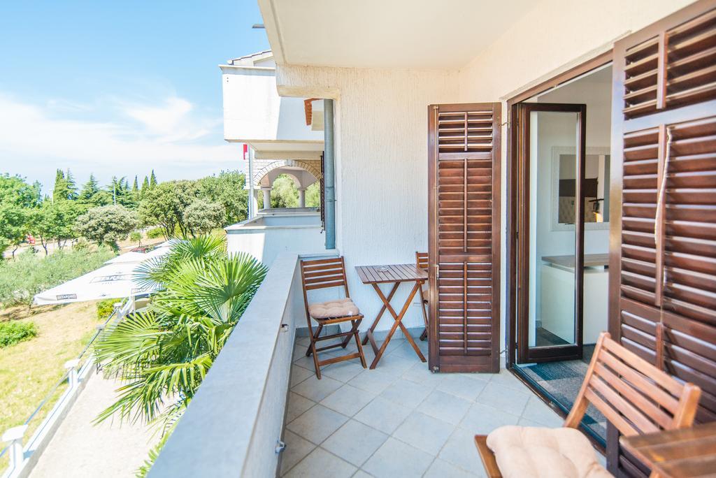 Hotel Villa Vrsar Exterior photo