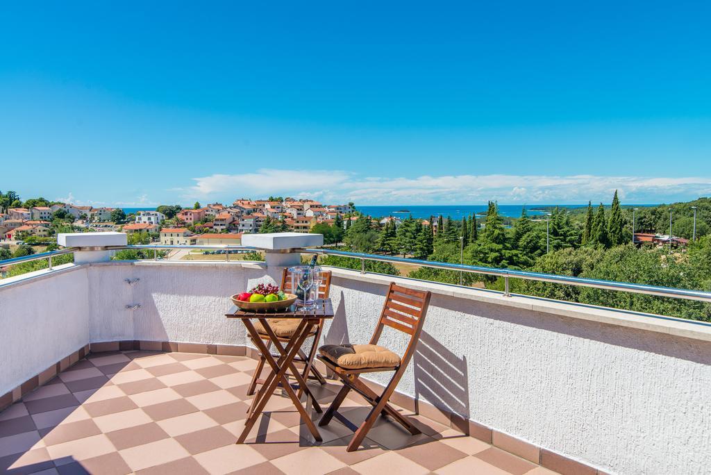 Hotel Villa Vrsar Exterior photo